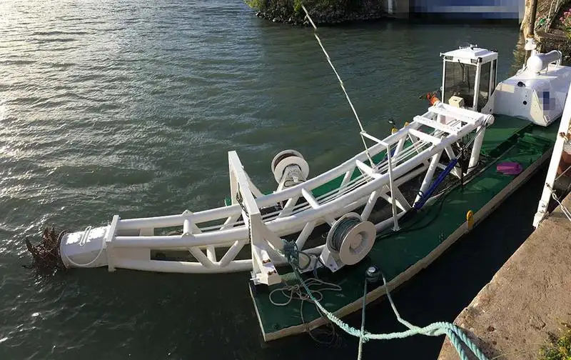 Kapal keruk keur dijual