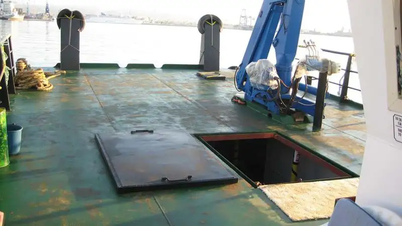 Kapal kerja keur dijual