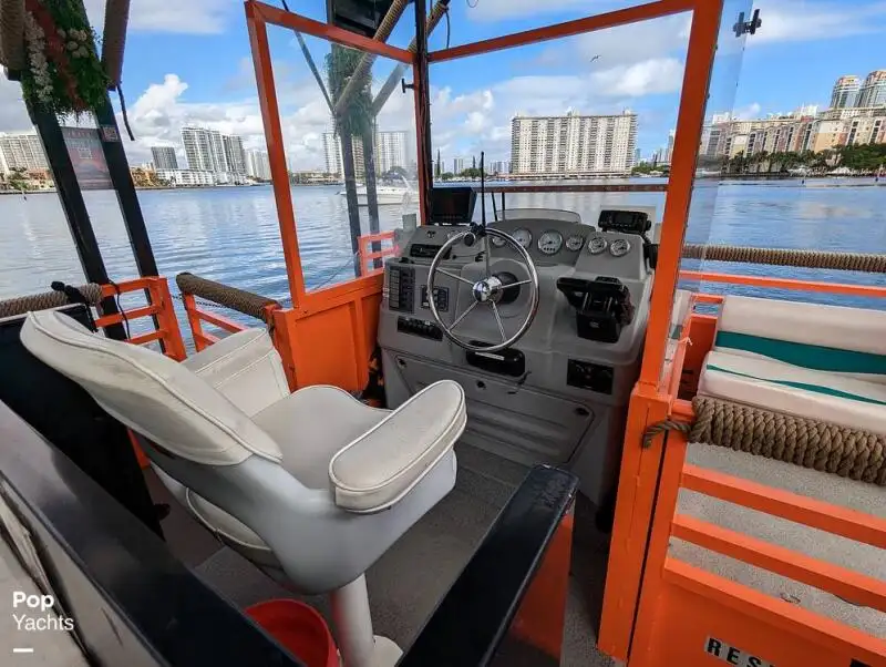 Kapal pesiar keur dijual