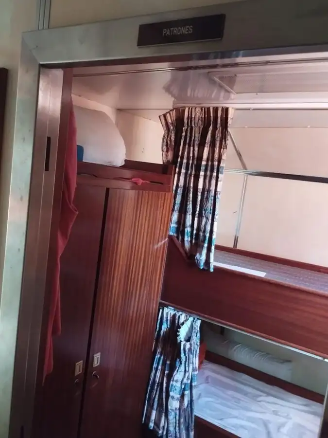 Kapal penarik keur dijual