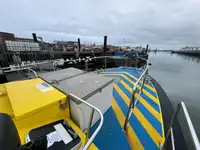 Kapal kru keur dijual