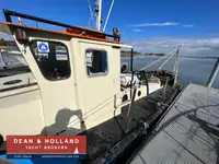 Kapal penarik keur dijual