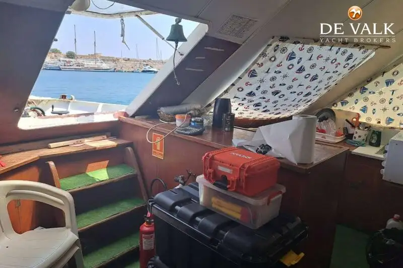 Kapal penarik keur dijual