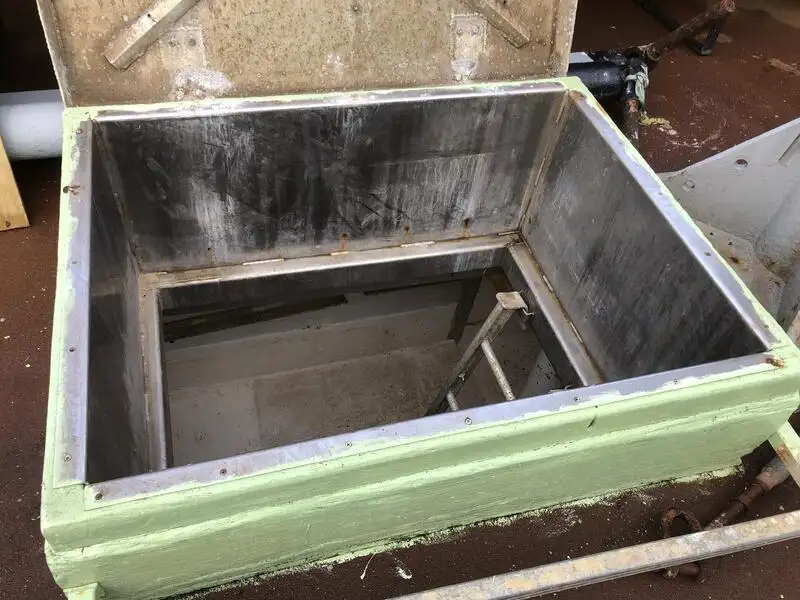 Kapal keruk keur dijual