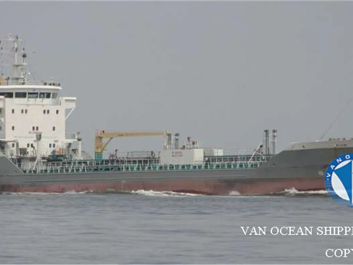 Kapal tangki minyak/bahan kimia keur dijual