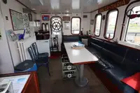Kapal pesiar keur dijual