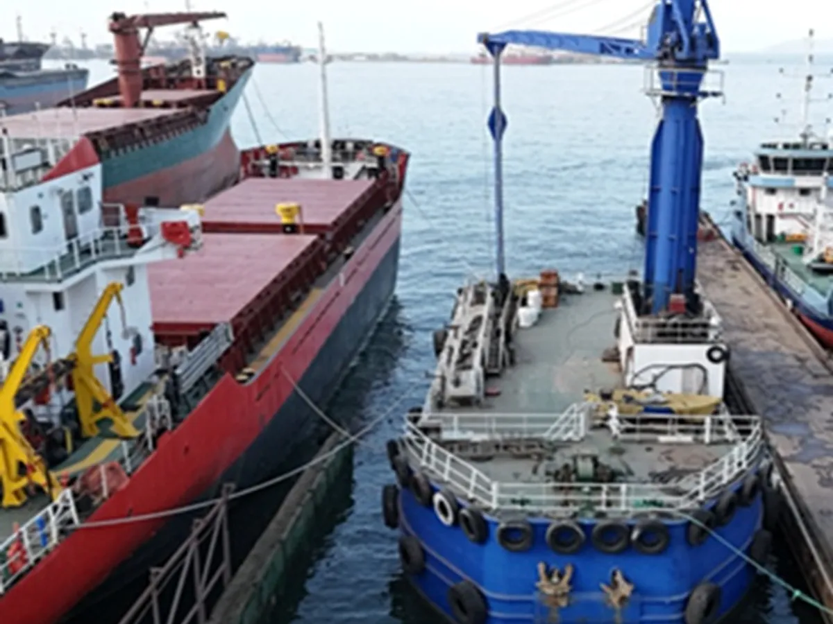 Kapal kerja keur dijual