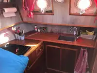 Kapal tunda keur dijual