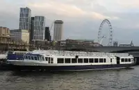 Kapal pesiar-feri keur dijual