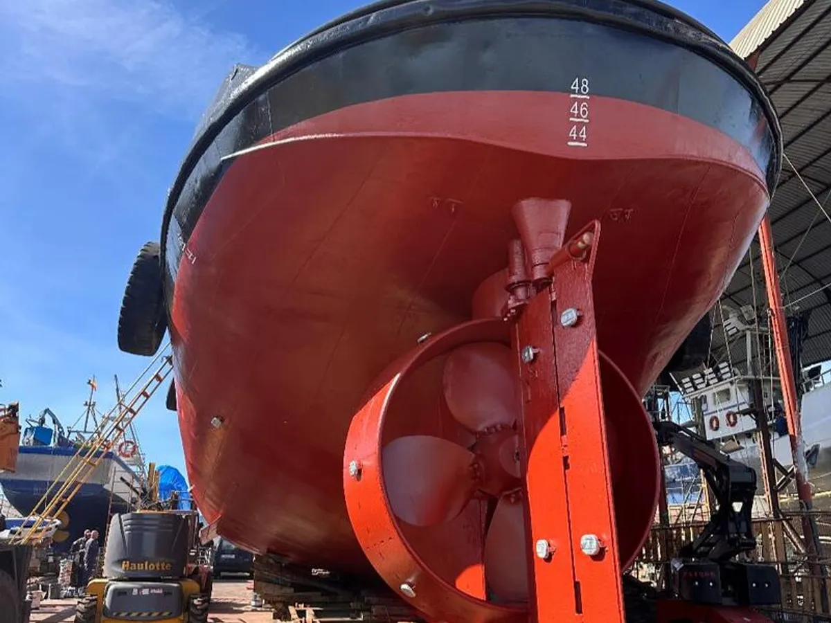 Kapal tunda keur dijual
