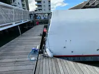 Kapal penyelamat keur dijual