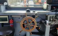 Kapal kerja keur dijual