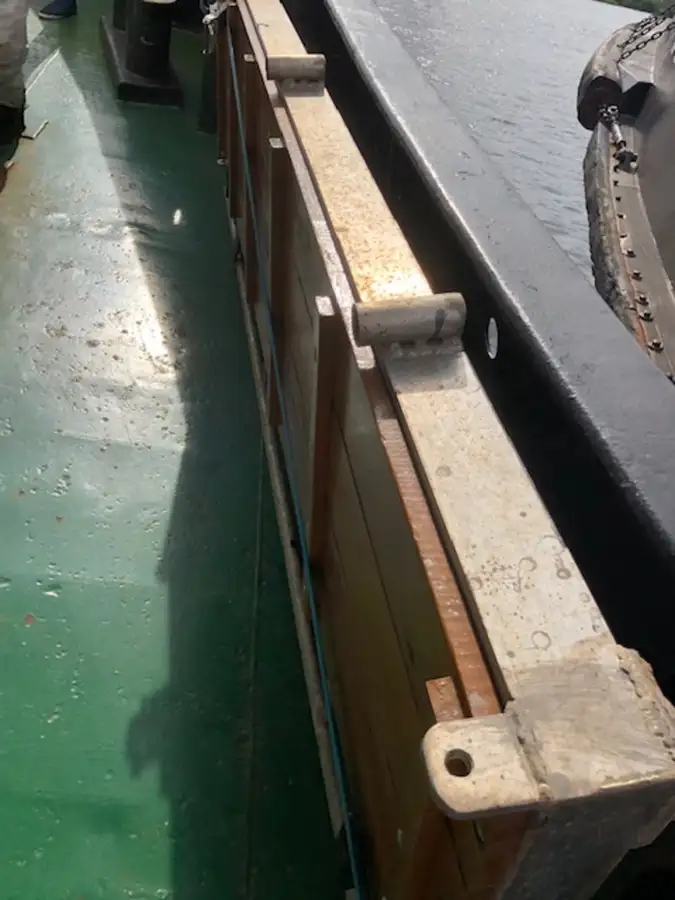 Kapal penarik keur dijual