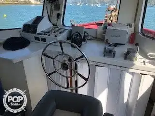 Kapal pasokan keur dijual