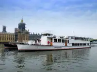 Kapal Ferry pikeun dijual