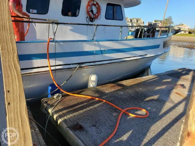 Kapal fery keur dijual