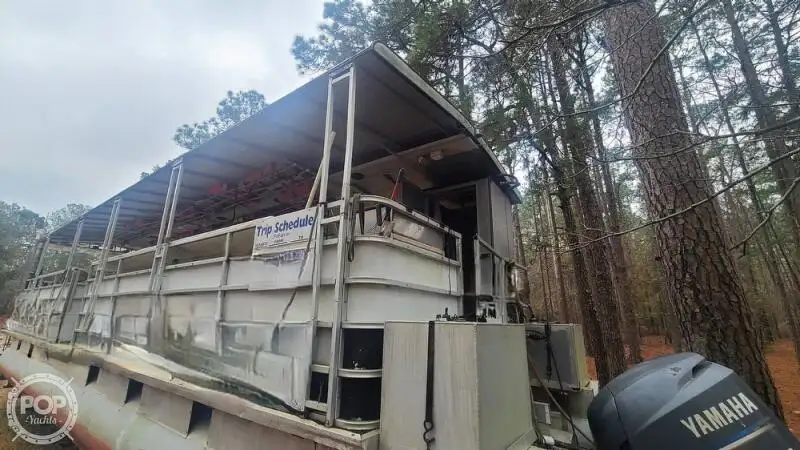 Kapal pesiar keur dijual
