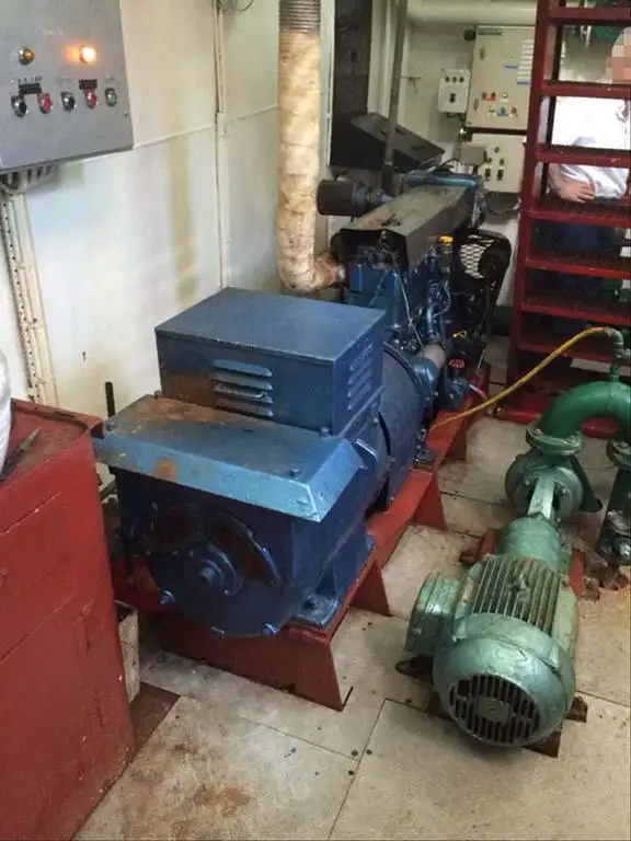 Kapal penarik keur dijual