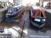 Logam rongsokan keur dijual