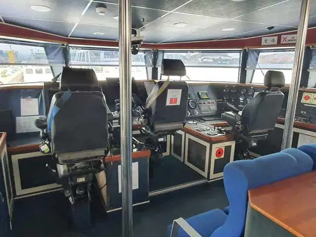 Kapal pesiar keur dijual