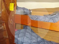 Kapal pangangkut lauk hirup keur dijual