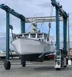Kapal pangolahan lautan keur dijual