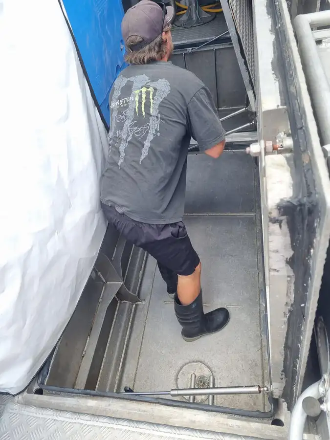 Kapal panumpang keur dijual