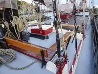 Kapal pangangkut barang curah keur dijual