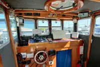 Kapal kerja keur dijual