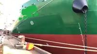 Kapal wadahna pikeun dijual