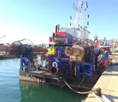 Kapal keruk keur dijual