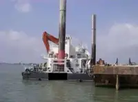 Kapal keruk keur dijual