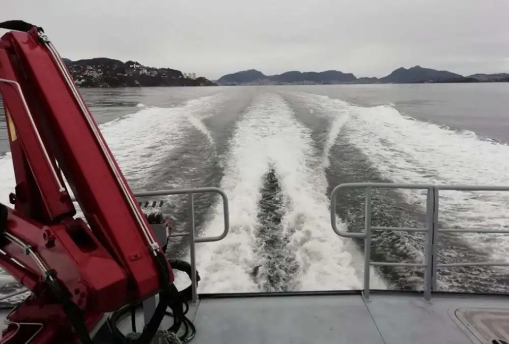 Kapal kerja keur dijual