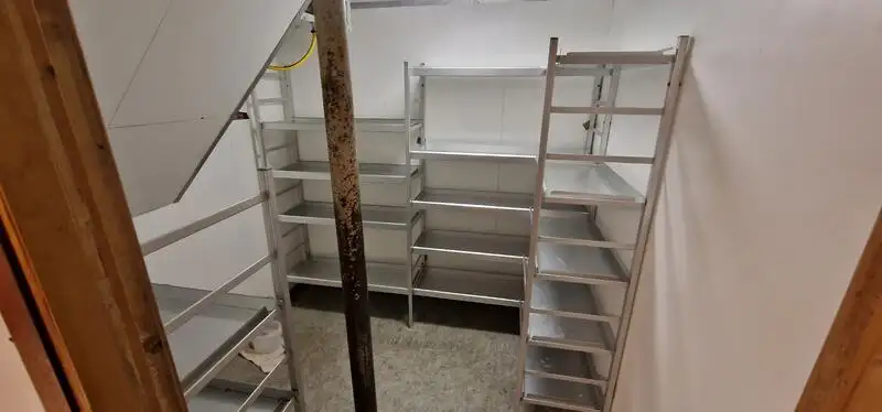 Kapal tangki bahan bakar keur dijual