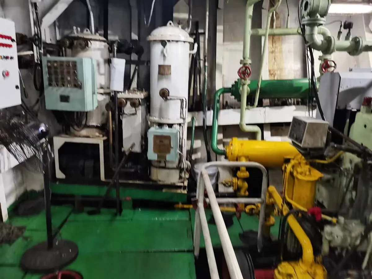 Kapal kontainer keur dijual