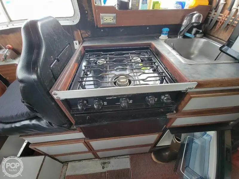 Kapal penyelamat keur dijual
