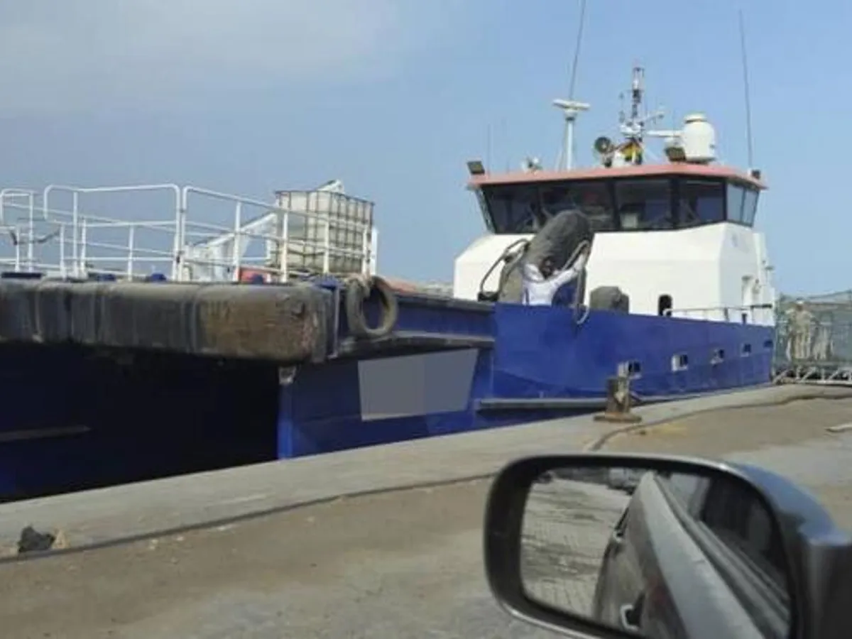 Kapal kru keur dijual