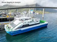 Ro-Ro ship pikeun dijual