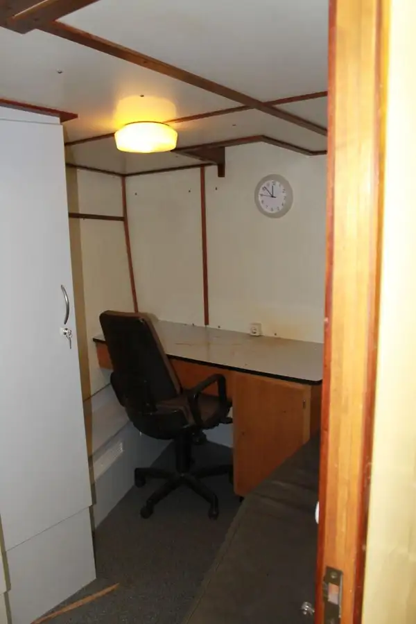 Kapal penarik keur dijual