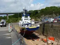 Kapal kontainer keur dijual