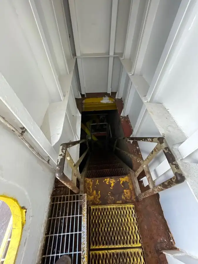 Kapal keruk keur dijual