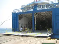 Ro-Ro ship pikeun dijual