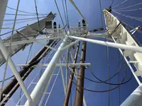 Trawler pikeun dijual