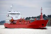 Oil/Chemical tanker pikeun dijual
