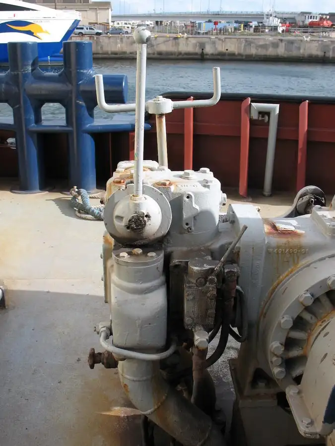 Kapal penarik keur dijual