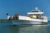 kapal RoPax pikeun dijual