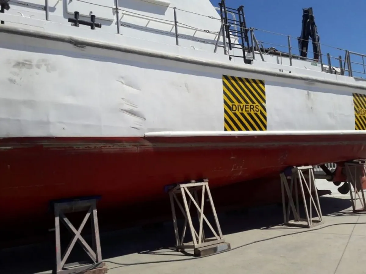 Kapal survei keur dijual