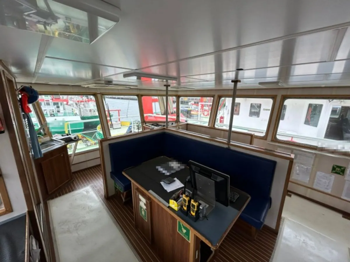 Kapal pasokan keur dijual
