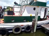 Kapal penarik keur dijual