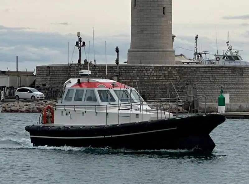 Kapal pilot keur dijual